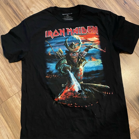 Iron Maiden concert t-shirt metal rock band tee Metallica Nirvana